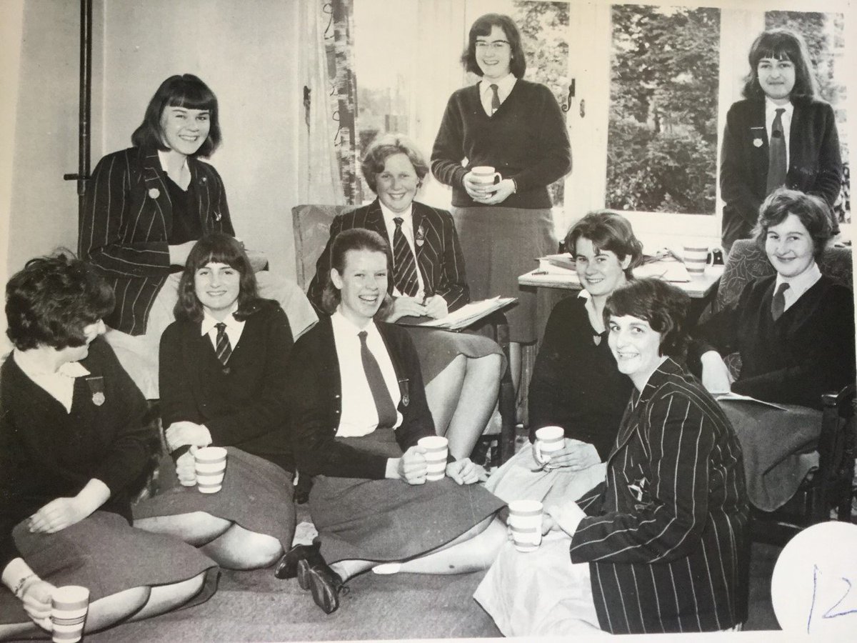STAHS's tweet photo. #STAHSSixthForm students enjoying a break from their studies together in 1965, and a similar scene in the Sixth Form common room this morning! #ThrowbackThursday @STAHSSixthForm https://t.co/vYEHW0oJTB