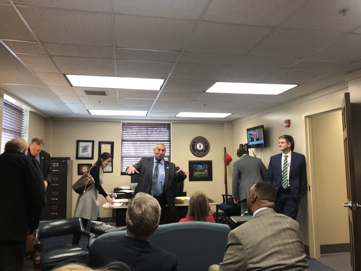 KyChamber's tweet photo. Thank you Rep. Sal Santoro for speaking with our #kysmallbusiness members about small business issues, the top priority is infrastructure investment across the Commonwealth. https://t.co/pNUGJmQMSA