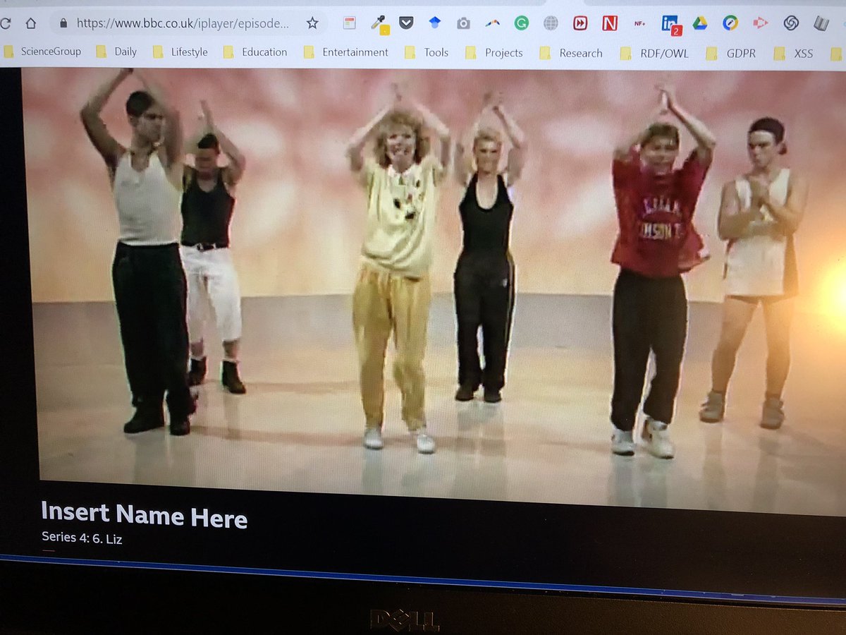 MarksTwddlyThmb's tweet image. God, I love this show!! #InsertNameHere 😍😍🤣🤣👍👍👍👍 #DayMade 👌
//@GaryBarlow 😉