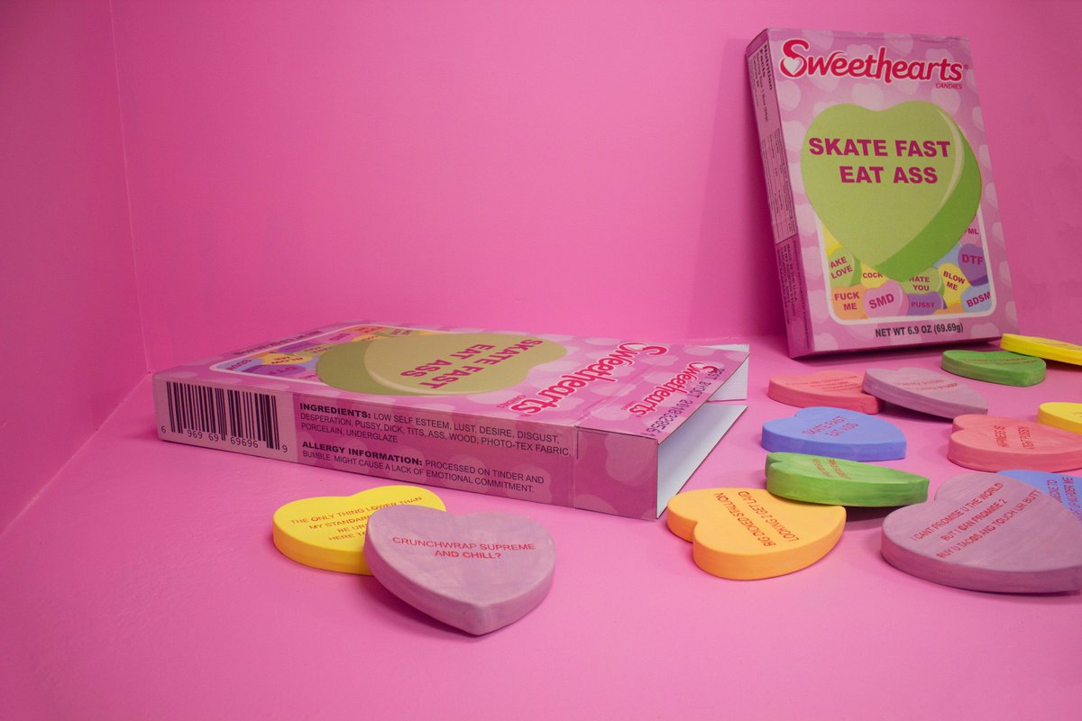 HypertextMag's tweet photo. Prix fixe dinners? Wilted roses? Broken promises? Try cuddling up with Sara Salass's #MISOGYNISTICWASTELAND instead. @HypertextMag
#lovebites #upending #Valentines2019 https://t.co/IVi6pwbpEd https://t.co/ZRFS7eFu5i