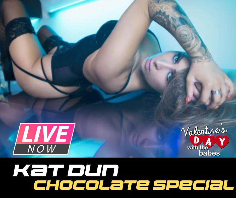 LIVE NOW: Kat Dun
Chocolate Special. 🍫 

Watch Here 👇 
https://t.co/RWv8r8lFe4 https://t.co/tPLf95Derr