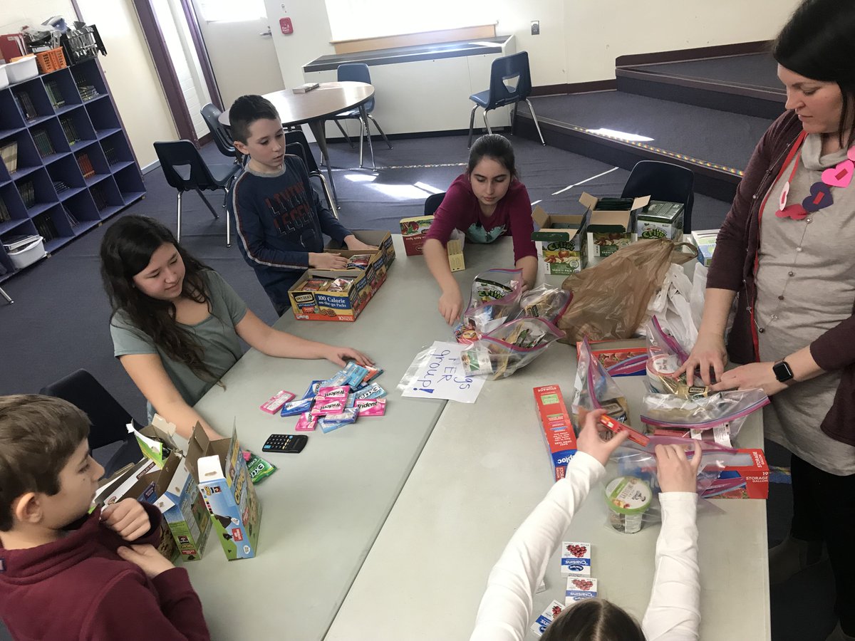 rmcschool's tweet photo. Our 5th grade classrooms working hard on a community outreach project this morning.  They are making meals, cookies, and cards for the SB Fire Dept., @SBPolice1, and families at the Ronald McDonald house. 

#teachkindess #proud #vted #sbschools @bcoon77 #vtpbis @AnnickCooper19 https://t.co/xxJb09xvk8