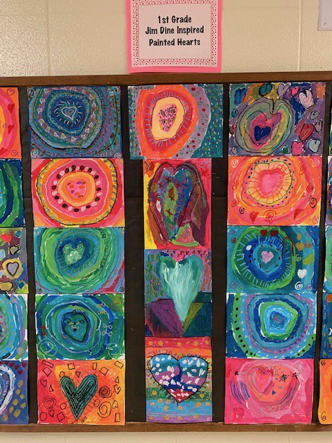 MissEmilySW's tweet image. Happy Valentine's Day from our hearts to yours! #d73bringsthejoy #elementaryart