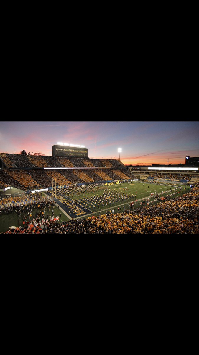 playmakerU's tweet photo. Stadium of the day, West Virginia (Milan Puskar Stadium) #Mountaineers https://t.co/MjrD28GxDM