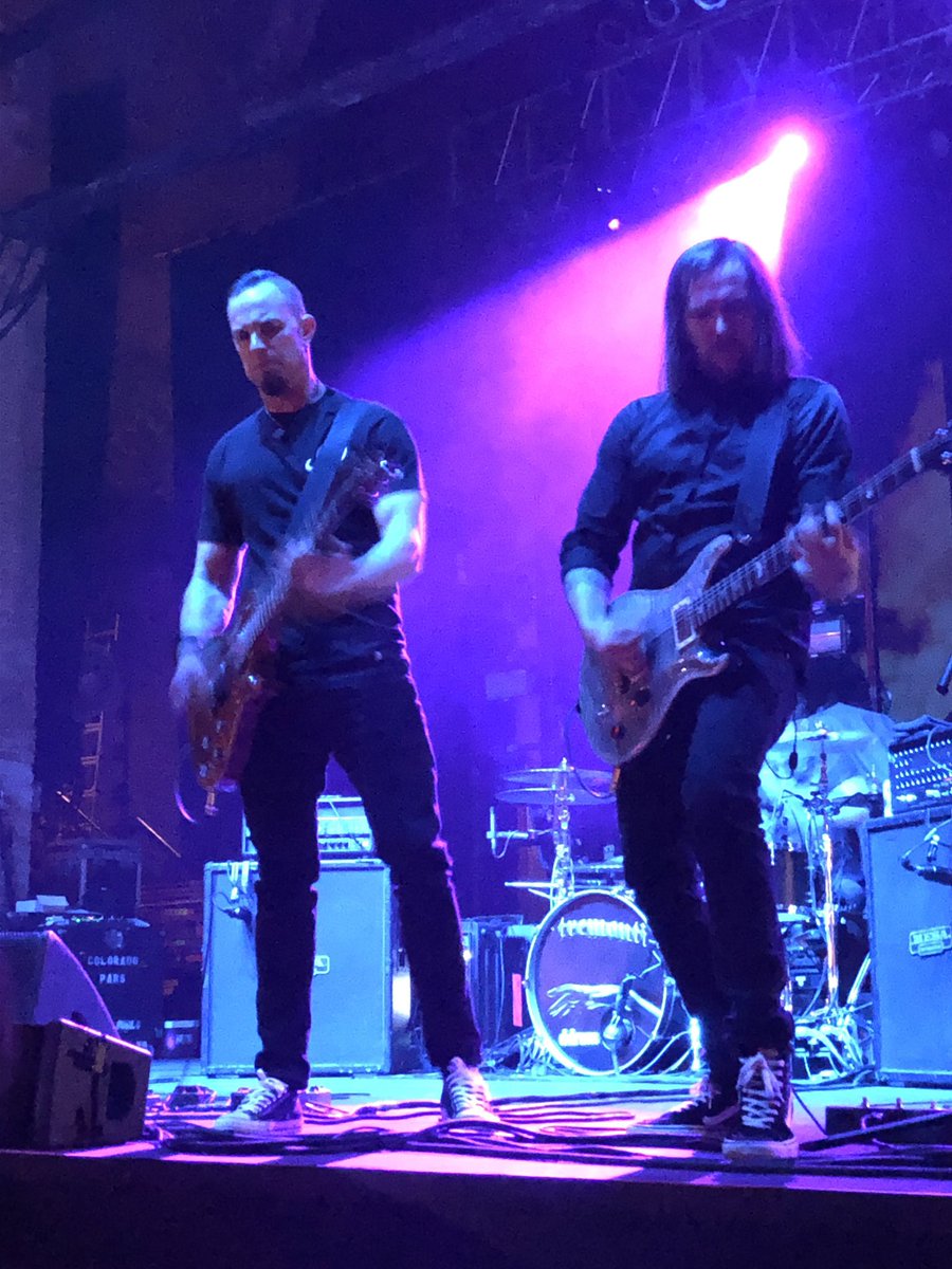 AlterBridge_USA's tweet photo. @MarkTremonti and @IIEROCKII rocking it!! #ADyingMachineTour https://t.co/446ajiszAF