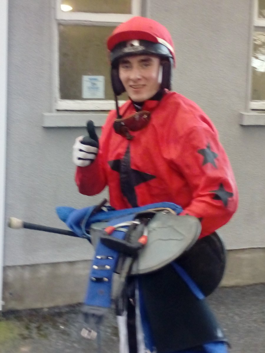 JoeSeward1's tweet photo. Mikey Sweeny from Cappoquin partners his first ever winner under rules  as #BotharDubh a confident ride to win readily @ClonmelR .He had very unlucky defeat to a very well handicaped horse of Tom Taffes @NavanRacecourse to continue the great run of trainer #DeclanQueally https://t.co/kmGlkiYqtn