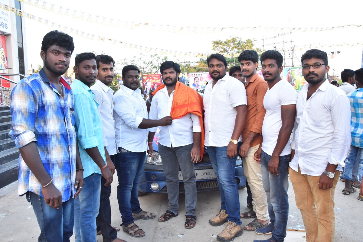 martindaniel082's tweet image. Thanks to Ajith fans @Nellai_AjithFC Really So happy join our #NGKTeaserCelebration and Thank you for being together with us.🙏
@TvlSFC @Nellaikarthik72 @siva_anjaan @Nirmal_twetz @SuriyaAjith_fc @NellaiSuryaTeam