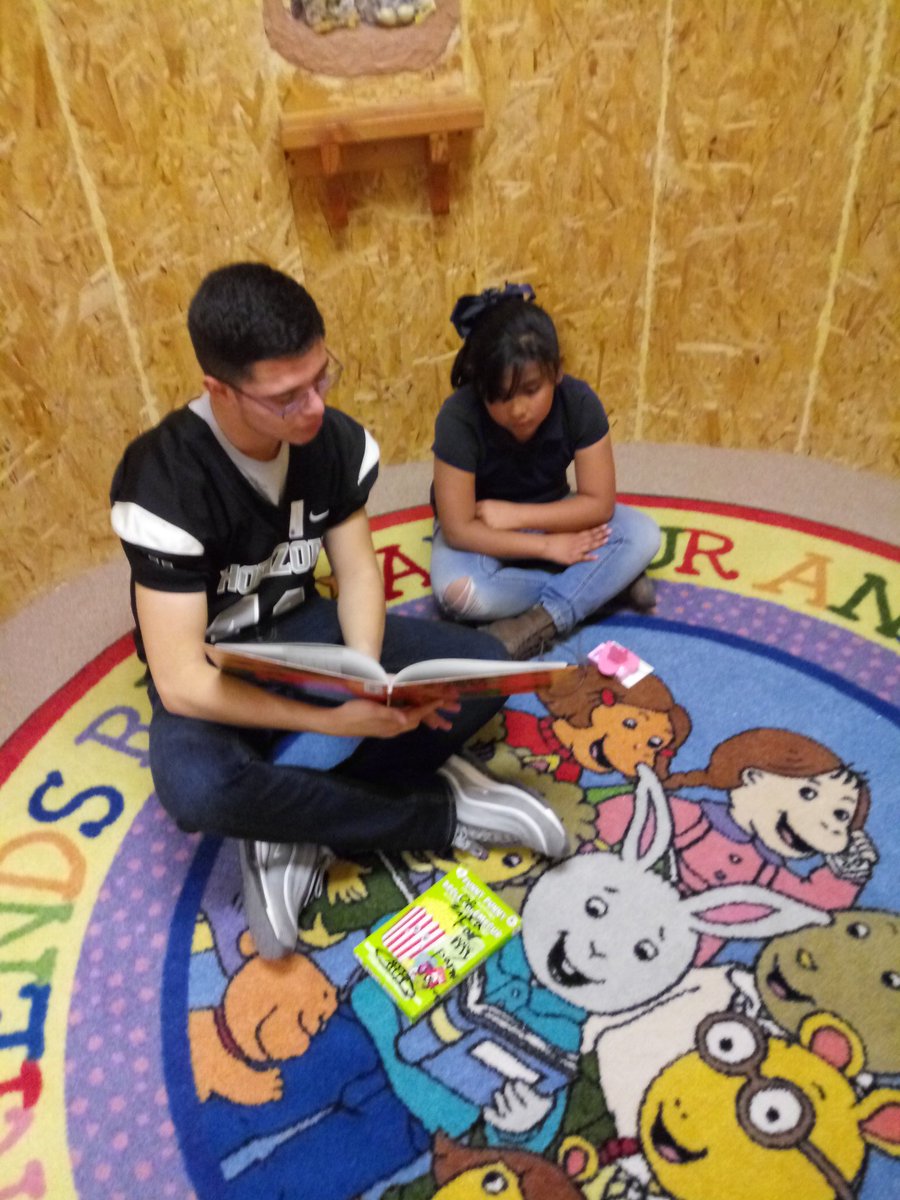 DLTeagleLibrary's tweet photo. HHS Football team buddy reading.#FMEeagles #WeareClintISD https://t.co/tFveg2CKur
