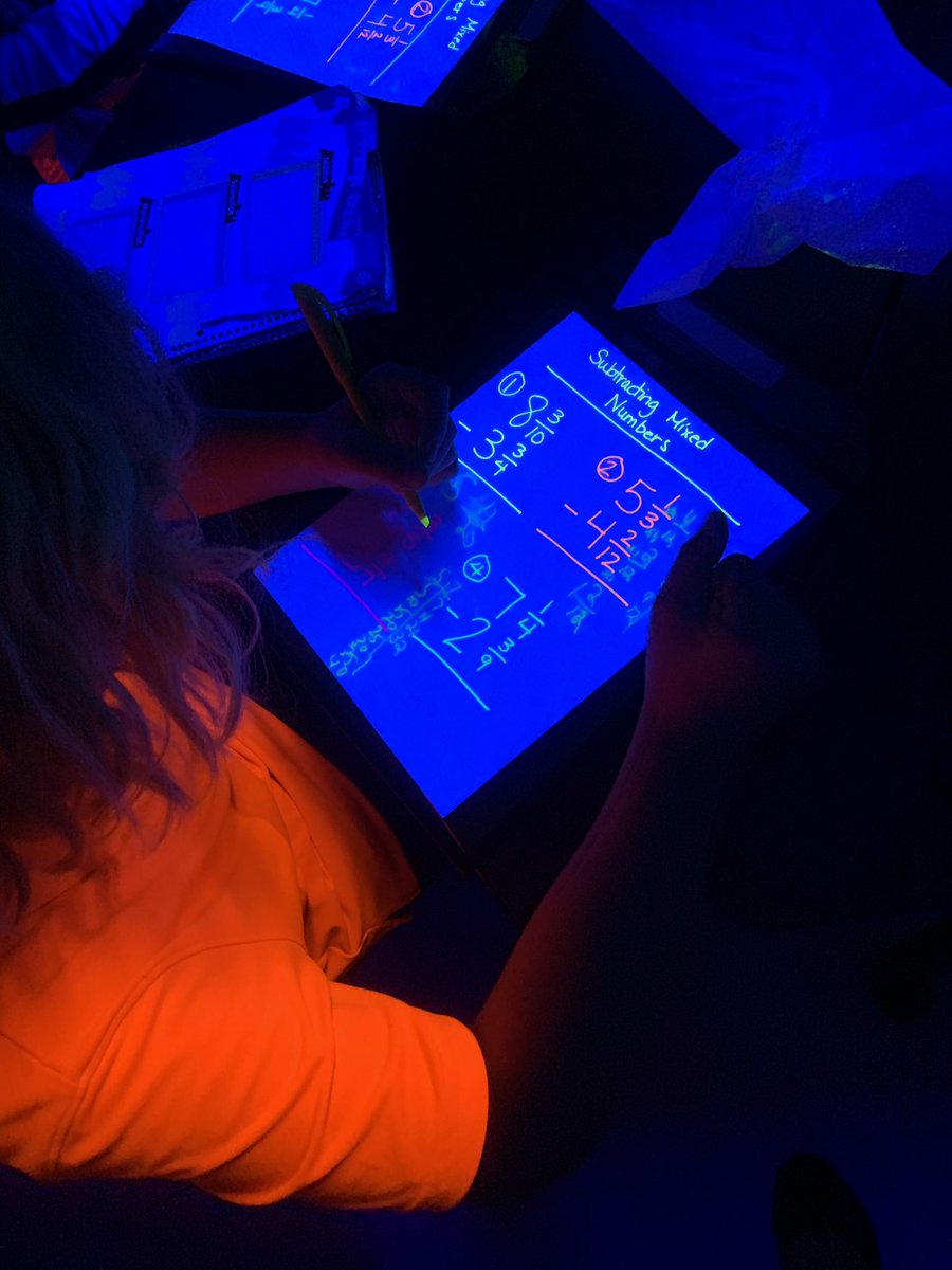 tjbrown5thgrade's tweet image. Our 5th graders are glowing in math class today! @MylanPatriots @RiseUpTeaching #mylanpatriots #setthestagetoengage #glowmath