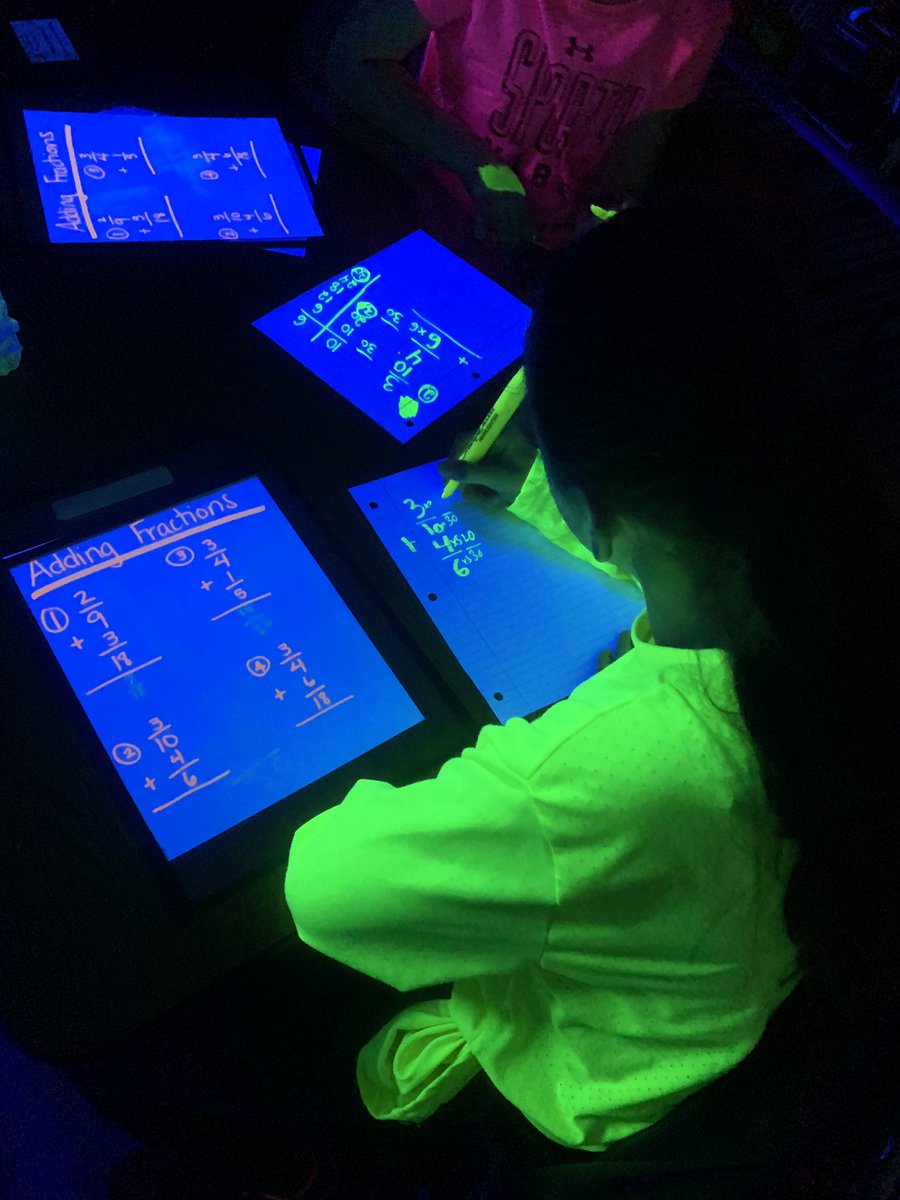 tjbrown5thgrade's tweet image. Our 5th graders are glowing in math class today! @MylanPatriots @RiseUpTeaching #mylanpatriots #setthestagetoengage #glowmath