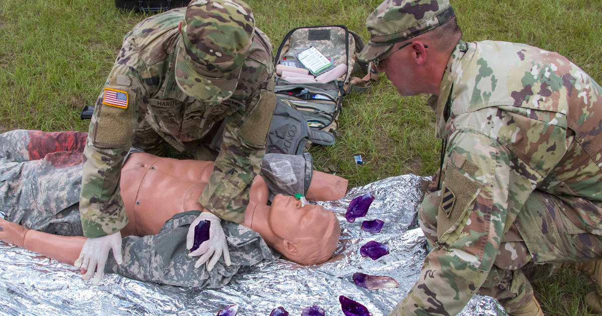 DuffelBlog's tweet image. Army’s new 'Holistic Medics' treat gunshot wounds with crystals, essential oils theduffel.co/2B348pr