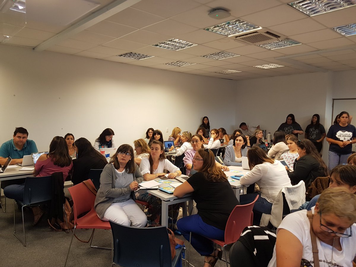 PatyCoiro's tweet photo. @Plan_Ceibal Escuela de verano: Taller sobre la plataforma Matific https://t.co/3JiOmlDq9i