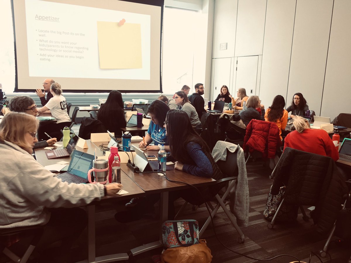 What do you want your students to know about social media? 🤔 What do you think they want YOU to know? 😲 Working through @CommonSense #DigitalDilemmas with #opsmie staff today. @CommonSenseEd #OPSProud #DigCit