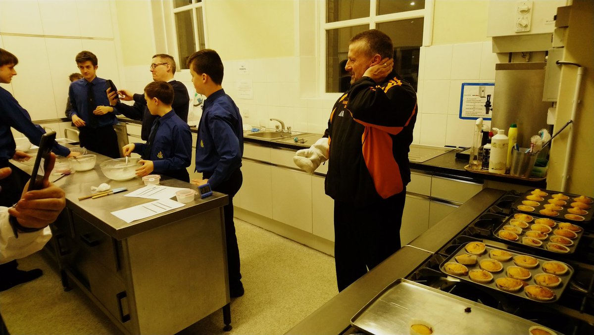 5thHalifaxBB's tweet photo. Great #BBnight last night! The Company Section hosted their very own #BBBakeOff and the Anchors learnt how to play the tubular bells and had a go with some percussion instruments! https://t.co/aSHgBysgEA