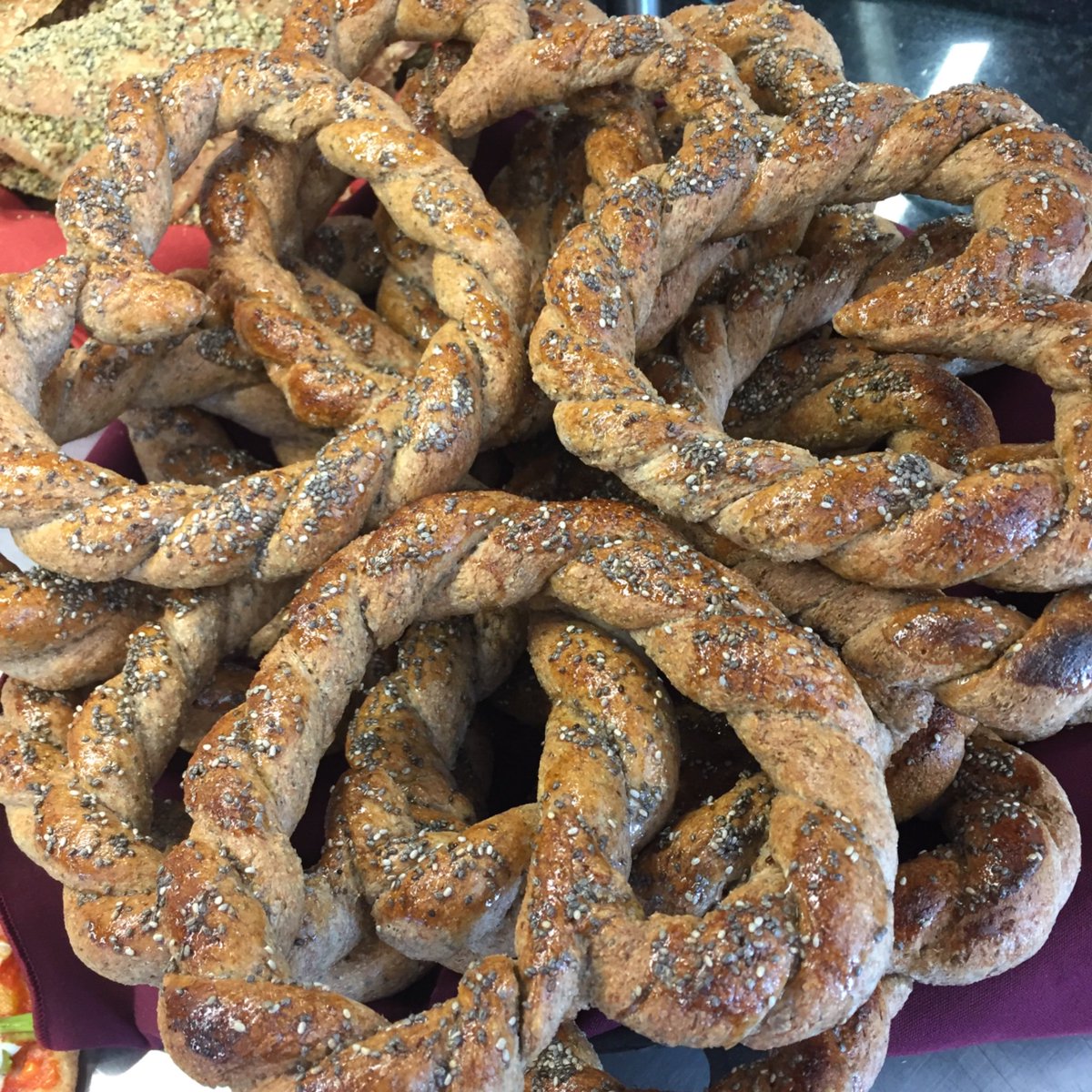 HarvestIFNH's tweet photo. It’s #Sweet &amp; #Savory here at #Harvest this #ValentinesDay !

Pick up these #specials for your someone #special today!

#Salmon ‘#Love Letters’
#WholeGrain #Honey #Pretzels
#Chocolate #Strawberries

@RutgersIFNH @ru_hdt @RutgersSEBS @RutgersDining @rutgersalumni @RutgersNB https://t.co/xQxjdXFcOF