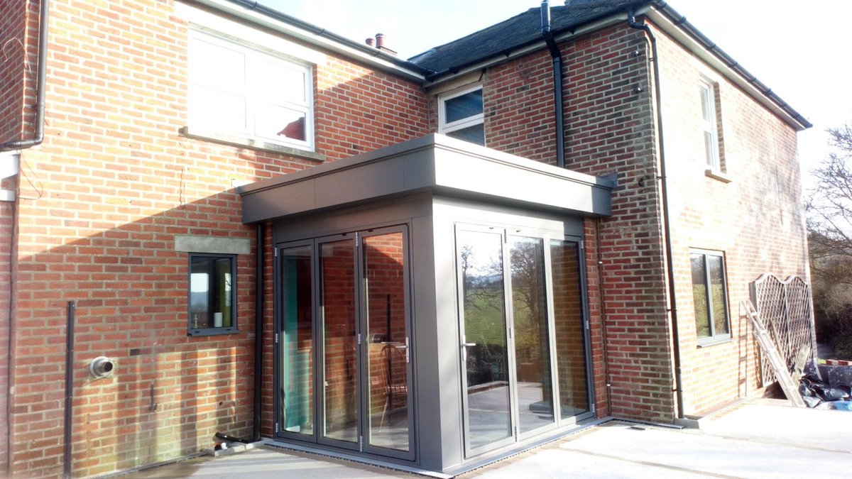 smith_micksmith's tweet photo. Great install of ICB Fabrications product by John Nicholson’s team for the Isle of Wight project.
#ICB #Fabrications #fascia #cornerpost https://t.co/o1crKcW37X