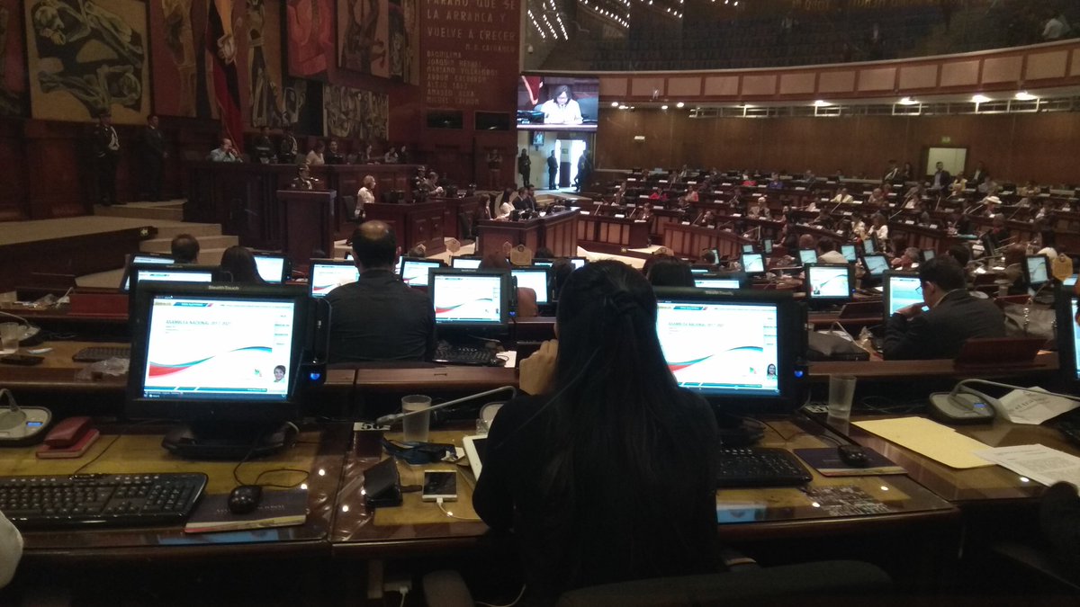 Se instala en <a href="/AsambleaEcuador/">Asamblea Nacional</a> debate sobre reforma a la #LeydeComunicación.

Exigimos RATIFICAR Artículo 86, acciones afirmativas para medios comunitarios.

#NoMatenALosMediosComunitarios