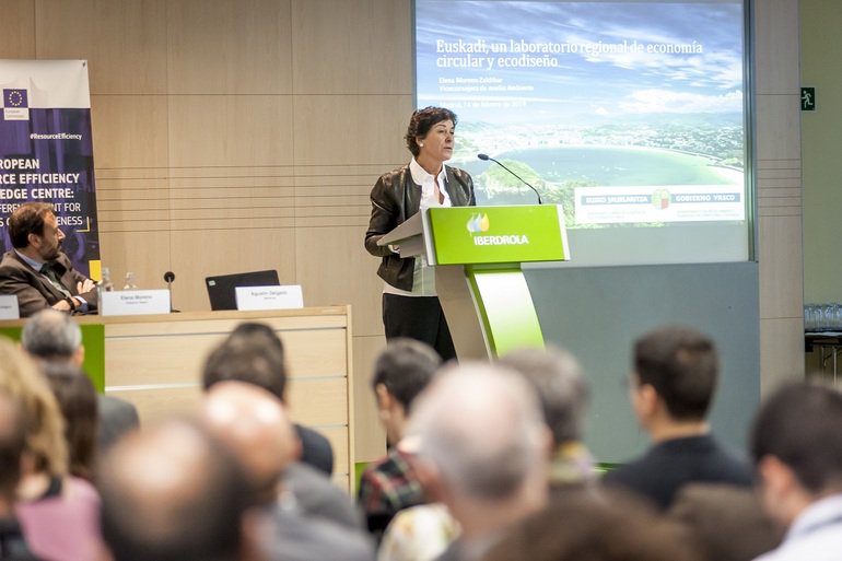 Ihobe_Eus's tweet photo. 🔝 Gran jornada hoy en #Madrid en el Workshop "Competir en una economía más circular y eficiente en el uso de los recursos" - #ResourcesEfficiency.
👐 Gracias a las personas y entidades que lo habéis hecho posible. 
📹 Todos los vídeos se pueden ver aquí 👉https://t.co/iR2n6UbEMA https://t.co/ik6B5YMLBP