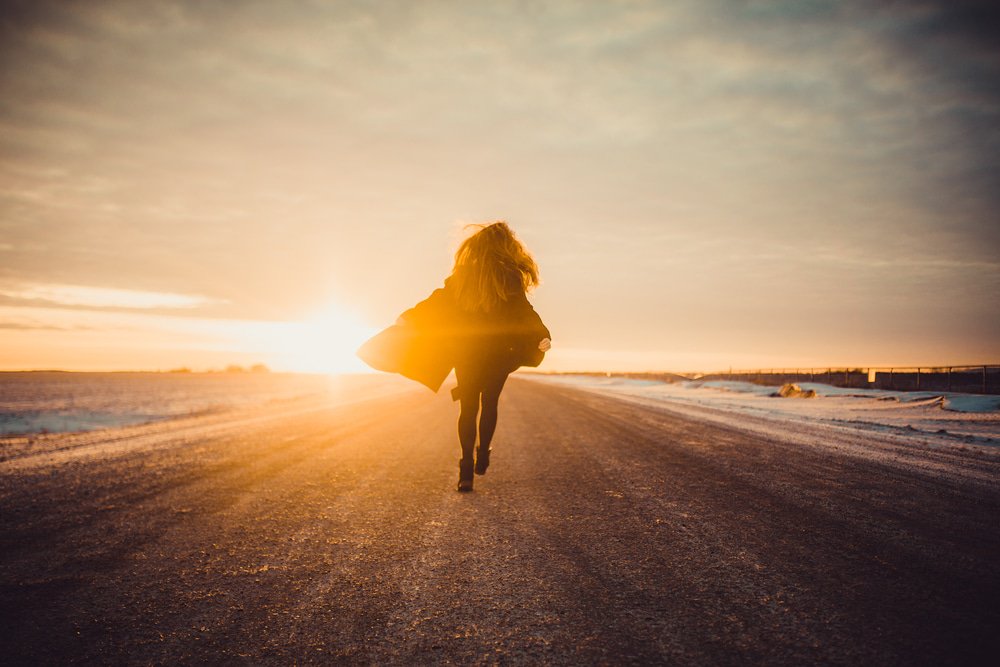 SecondFirsts's tweet photo. When your person vanishes from your existence and your heart is crushed, you have to do whatever you need, to keep on standing: https://t.co/z0rMu1M7tu #loss #grief https://t.co/hbXYDRRtII