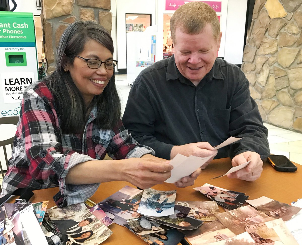 ScottS_TimesRec's tweet photo. Check out Valentines David and Helen Neal, who started as pen pals before enjoying 30-plus years of marriage. #ValentinesDay #Valentine #VanBuren #Arkansas #FortSmith #Love #penpal #couple #romance #TimesRecord https://t.co/fJXlvn8DSf https://t.co/TxFuOuQE7X