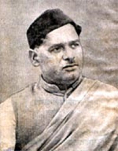 IndiaHistorypic's tweet image. भारत-जननी का मान किया
बलिवेदी पर बलिदान किया
अपना पूरा अरमान किया
अपने कोभी कुर्बान किया

रक्खी गर्दन तलवारों पर
थे कूदपड़े अंगारों पर
उर ताने शर-बौछारों पर
धाये बरछी की धारों पर

हम माता के गन गायेंगे
बलि जन्मभूमि पर जायेंगे
अपना झंडा फहराएंगे
हम हाहाकार मचायेंगे

~श्याम पाण्डेय