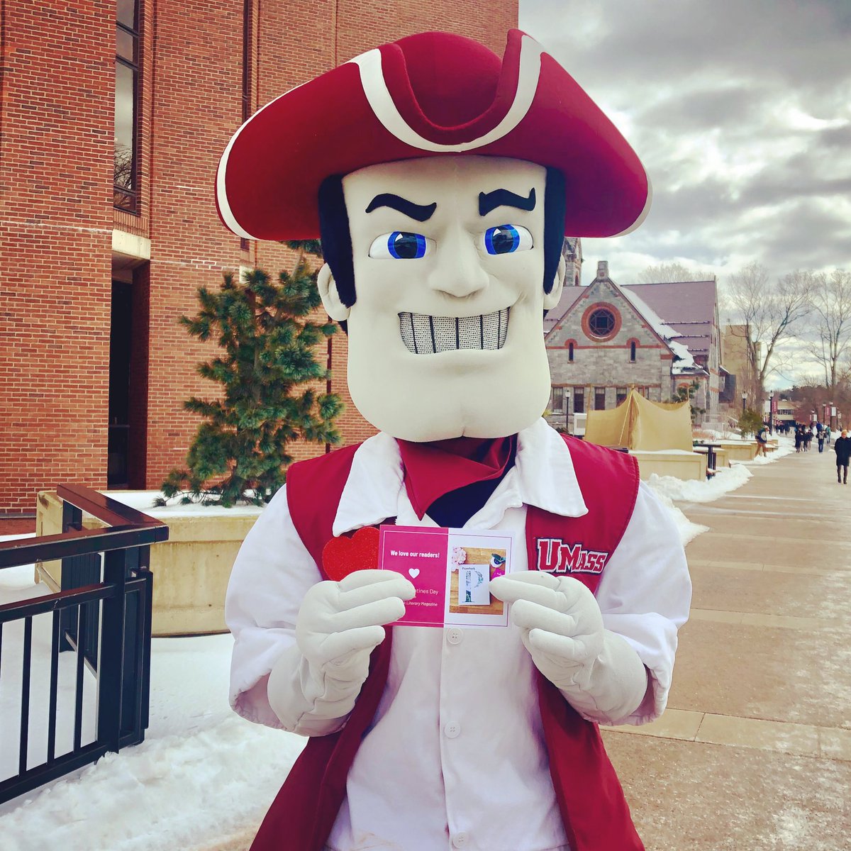 PaperbarkMag's tweet image. Spotted @Sam_Minuteman with a #Paperbark #Valentine! 

#ValentinesDay #ValentinesDay2019 #AcademicValentine #LitMag