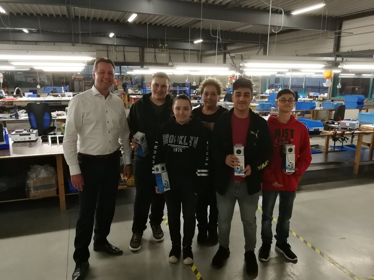 Yes! Donderdagavond groep enthousiaste #jongeren gestart! #Scholier en ook #bijverdienen in #techniek? argowil.nl