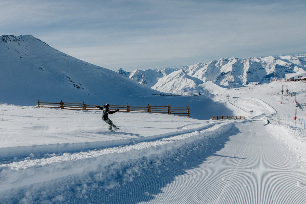 It's only cold if you're standing still 🏂 #RISE2019