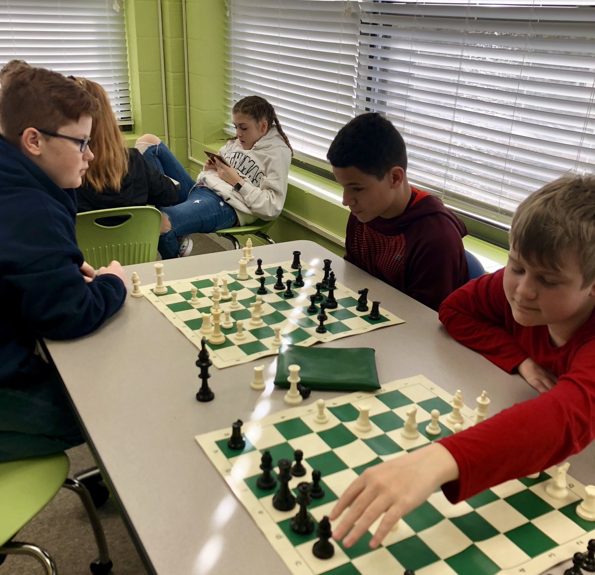 madisonschools's tweet photo. Students in Madison City Schools engaging in #hourofchess as part of MCS's Fall In Love With Chess campaign on Valentines Day. Tons of fun in this game of strategy and critical thinking. #mcslearn @ChessKidcom https://t.co/iEYE2VaTJQ