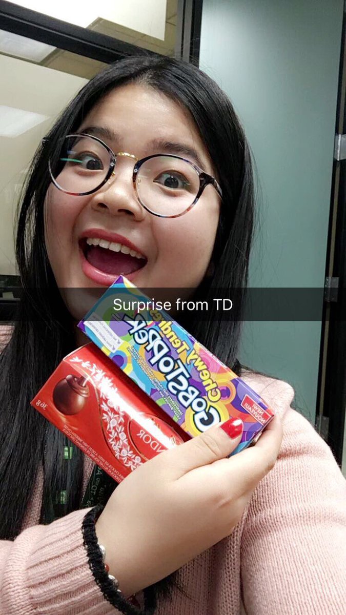 Chelsea_Feng_'s tweet photo. Thanks for the surprising packages for everyone! Happy Valentine #team5680 https://t.co/C22I7pWW9D