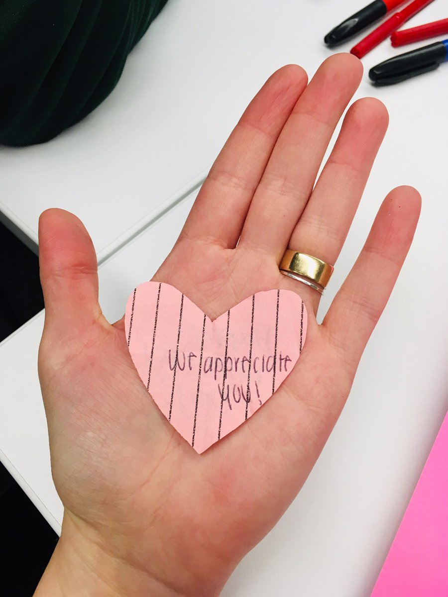 CTULocal1's tweet photo. Y’all didn’t think we forgot about Valentine’s Day, did you? Love to our CICS heroes and heroines, and ALL educators and students standing with us in #solidarity! ❤️❤️❤️#CTUACTSstrike #FairContractNow https://t.co/GryHH2Fgju