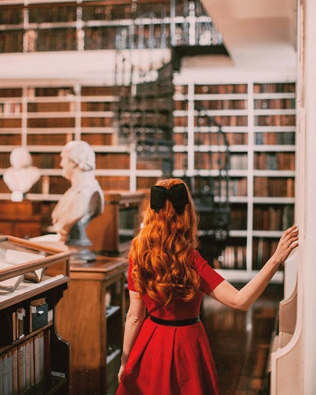 Happy Valentine’s Day to my first love: books!📖📚❤️Thanks for being the perfect partner for so many years...Who or what was your first crush?❤️❤️❤️
.
.
.
.
#booknymph #whp❤️#bookstagram#bestbookishpic#bookishpic#girlswhowander#librarylife#bookwyrm#bec… bit.ly/2IrjVHR