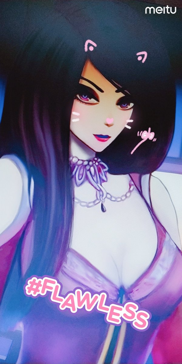 ColdHeartsGame's tweet photo. What's the best way to spend lonely Valentines? Making selfies with tons of filters, of course! https://t.co/H89XGZk6oE