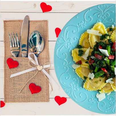 TommysSuperfood's tweet image. It's just like any other night with your favorite Tommy's-except tonight is the night you express love. Sometimes a veggie just likes to hear it. Share the love! #HappyValentinesDay #love #ThinkVeggiesFirst