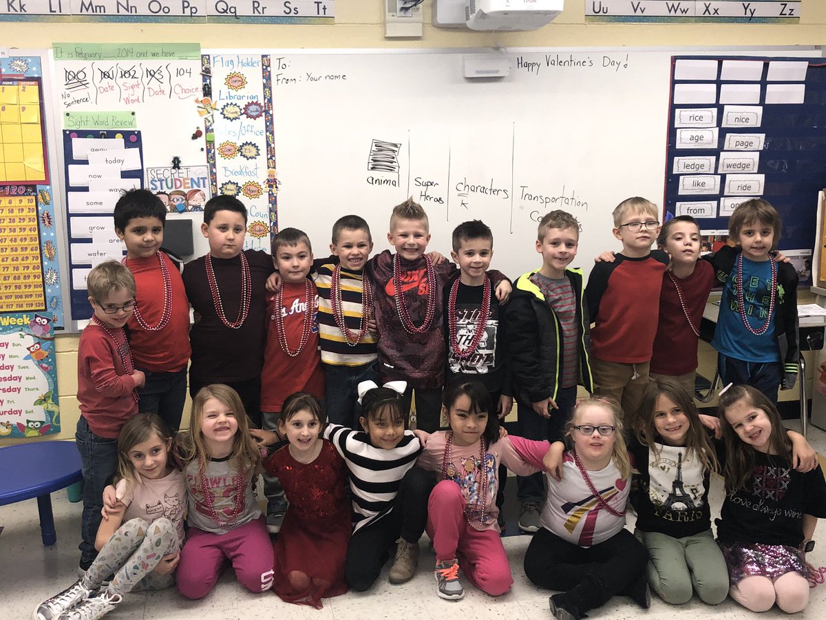 LesleyBaltimor1's tweet photo. Happy Valentines Day #resn #firstgrade #msangel https://t.co/Uy3e5eaya9