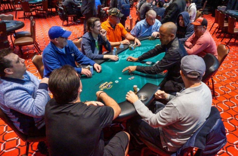 str8flush77's tweet image. 14 left w/9bbs! Need that #rungood. #shortstackninja @Youstake @CasinoCocoPoker
@WSOPC @TheHendonMob @spadessunshades