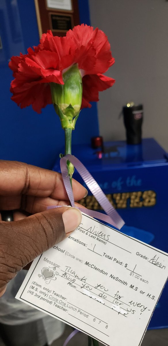 Dr_RNivens's tweet image. Today, this was sent to me from one of our @CHSBraveNation seniors. This is why educators do what we do.....despite the stress &amp;amp; worry over other people&apos;s kids!!! It was reversed today,  this student  #SpokeLife to me. #ImACryBabyWhenItComesToStuffLikeThis #LoveMyBraves