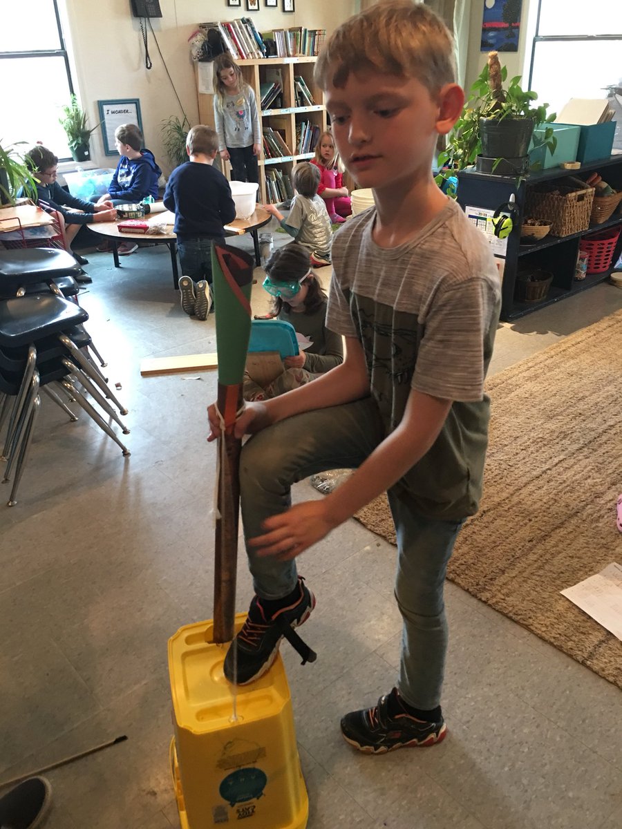StemAndRoots's tweet photo. Jam session! #SoundInvestigation #ProjectBasedLearning https://t.co/7T69rE79lP