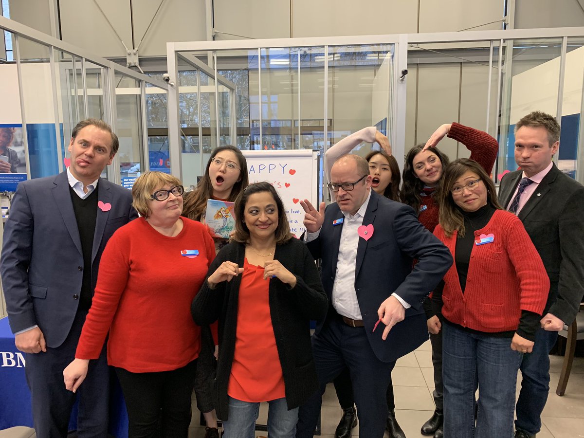 Happy Valentines Day to all our loved ones!!! ❤️❤️❤️ <a href="/BMO10thSasamat/">BMO 10th & Sasamat</a> <a href="/kitamura_james/">James Kitamura</a> <a href="/MarkCarmic/">Mark Carmichael</a> <a href="/lilyydingg/">Lily Ding</a> #LoveIsInTheAirVanCentre #bmo #bmovancentre #HappyValentinesDay2019