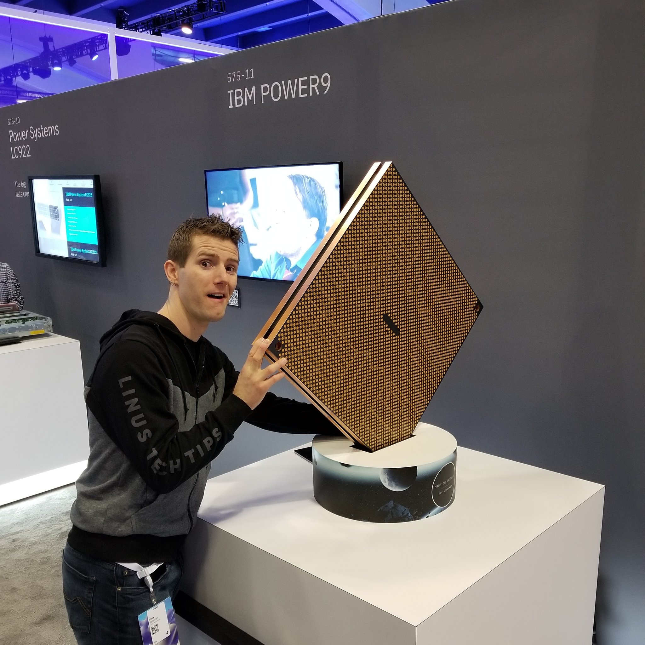 Linus Tech Tips on Twitter: 