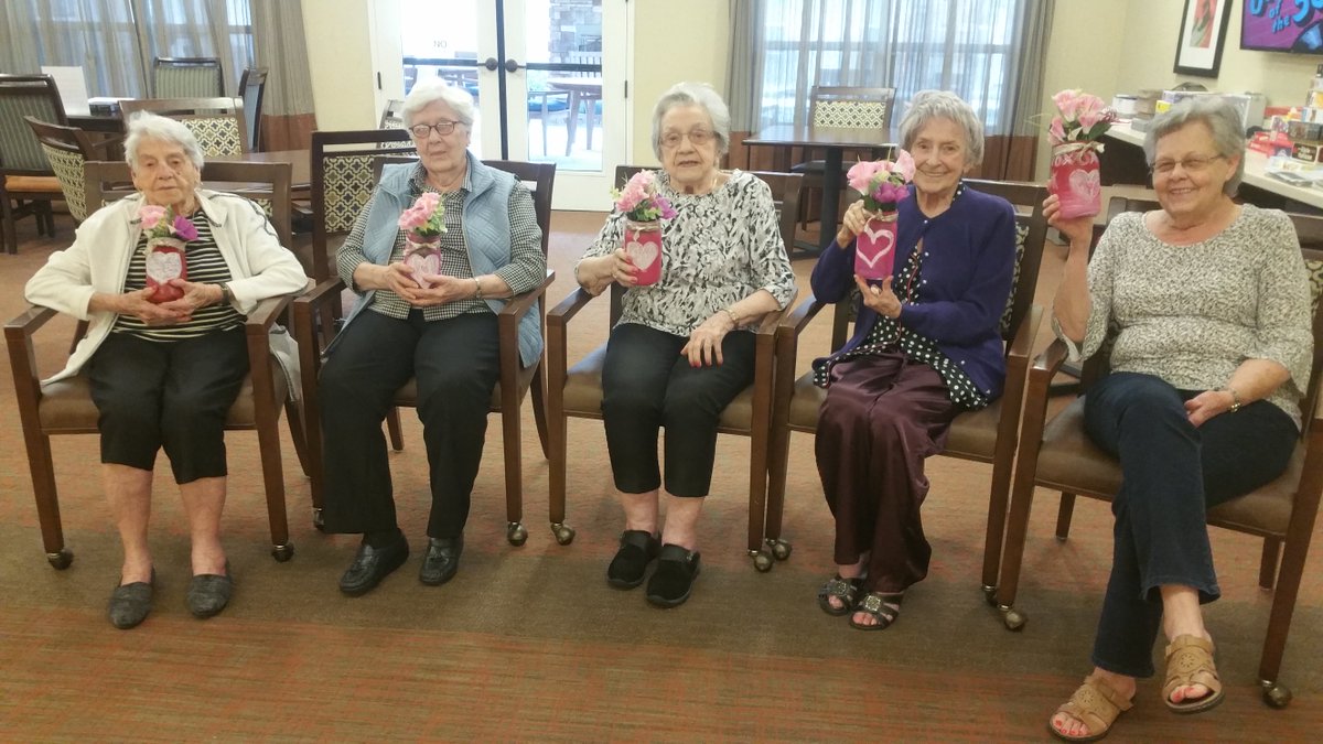 HeartisCL's tweet photo. Bonnie, Karen, Marie, Glenna and Mary are showing off their craft skills.  I know there is a flower waiting for these beautiful vases.  #FrontierCulture #HeartisCulture https://t.co/GynYH2ybNT
