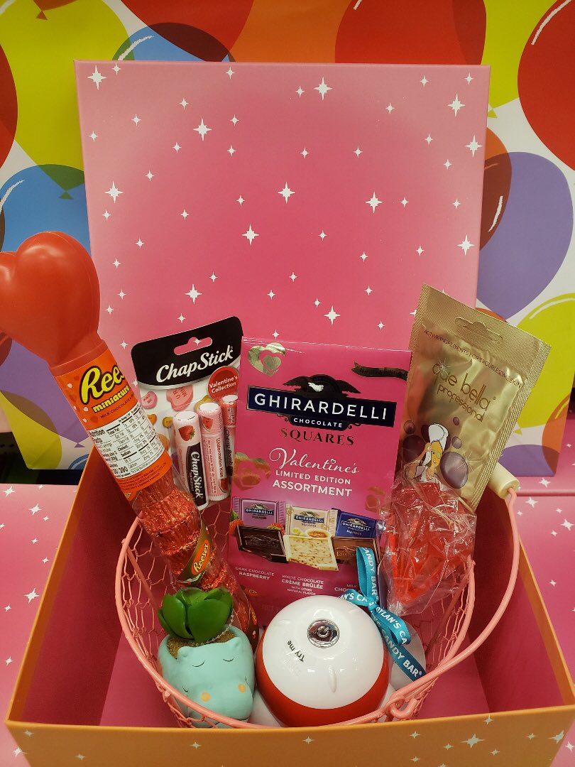 Our winners of the Valentines Day giveaway are Natalie Olive and David Ohene-Frimpong!! 

Come claim your prize at the Bridges or Knoll front desk!