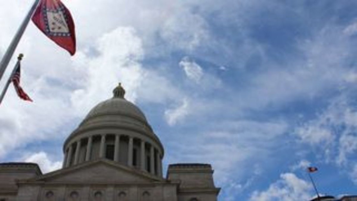 38 legislators file bill that would ban female genital mutilation in AR dlvr.it/Qyw2TH #ARNews https://t.co/5Fh6iEO2vH