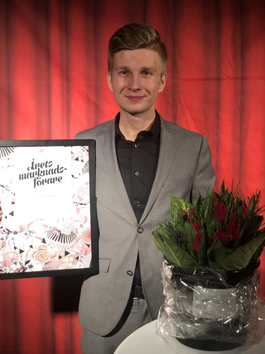 Årets Marknadsförare 2018 är Smederna - Johannes Wahlberg.

#EN19 #EskilstunaNaringsliv #ÅretsMarknadsförare