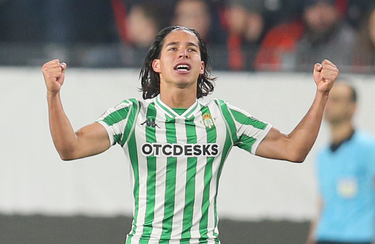 Fox Soccer On Twitter We Love A Late Goal Diego Lainez S First Goal For Real Betis Is A Last Minute Equalizer In The Europa League Via Univisionsports Https T Co Akdr8ecw6w