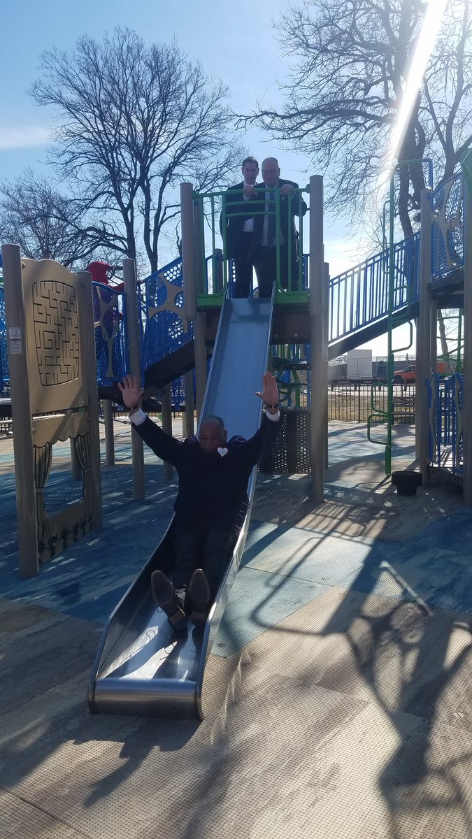 BarryGrodenchik's tweet image. I was delighted to be with @ChaimDeutsch @mitchell_silver @FrontusforNY  to cut the ribbon on a wonderful new playground at Asser Levy @NYCParks in #Brooklyn. Great addition to this wonderful park. #slidechallenge