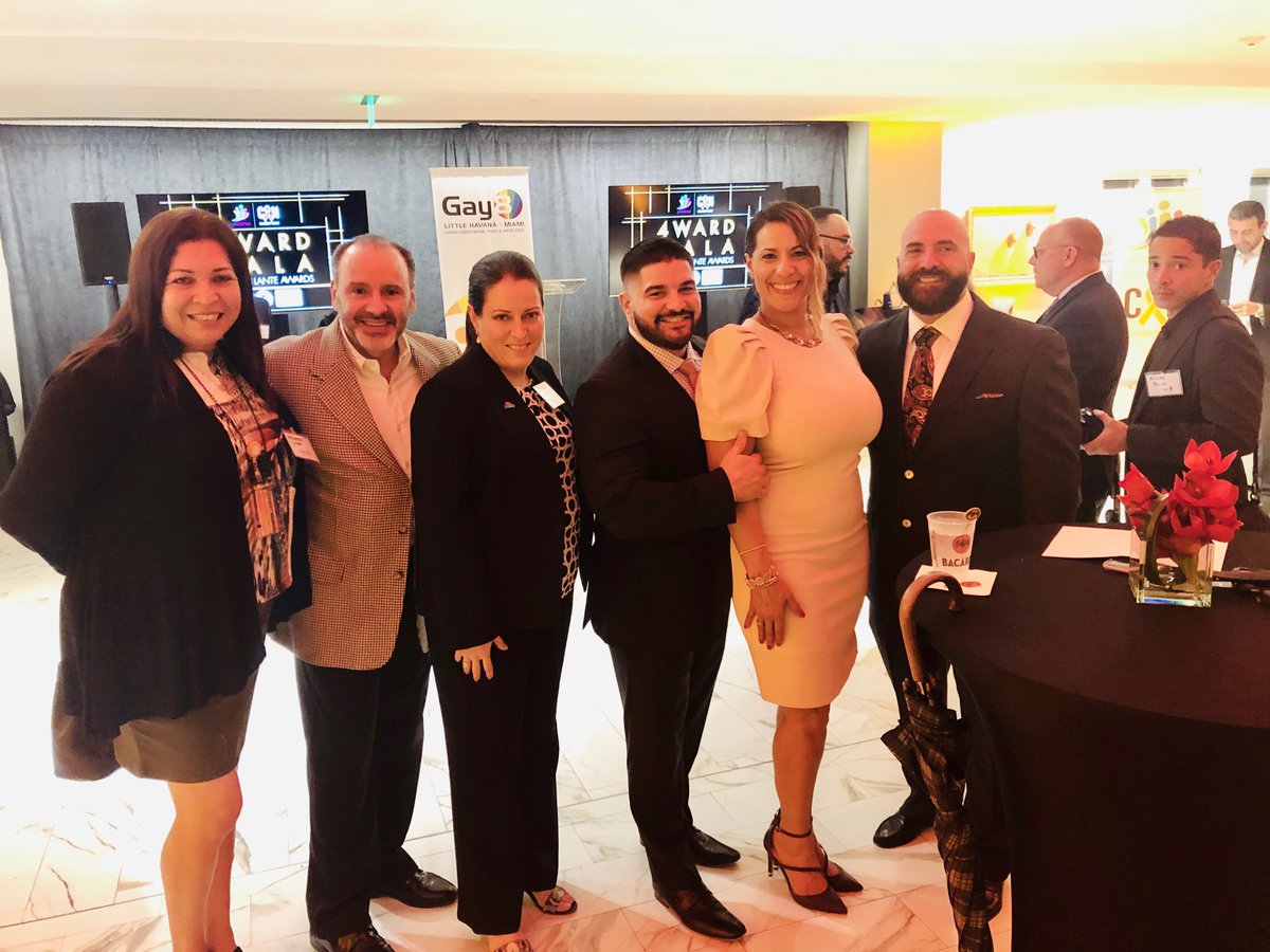 CAREERXCHANGE's tweet photo. Looks like the @Gay8Festival 4wards Gala was a success! @CAREERXCHANGE was so proud to be in attendance with the movers and shakers of our LGBTQ community. Congrats to all honorees! #4wards #LGBTQ https://t.co/8PdxsCtlHV