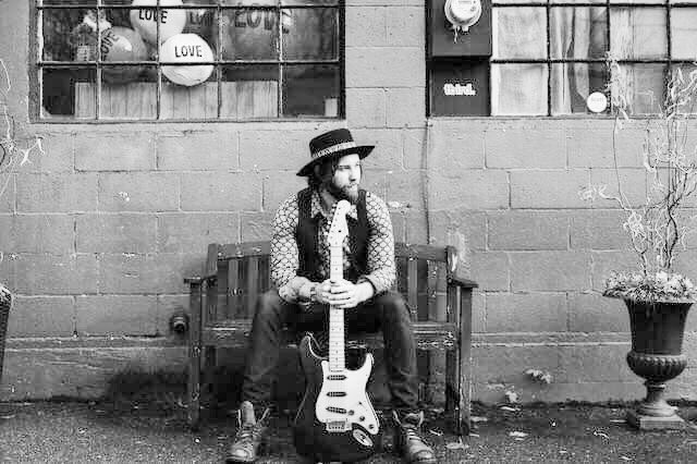 Happy Valentine’s Day! We are just one day away from our 5 year anniversary event and we’d like to remind everyone that @seanmichaelsimpson will be playing live back to back days in the tasting room.

Friday: 6 to 9 pm
Saturday: 3 to 6 pm