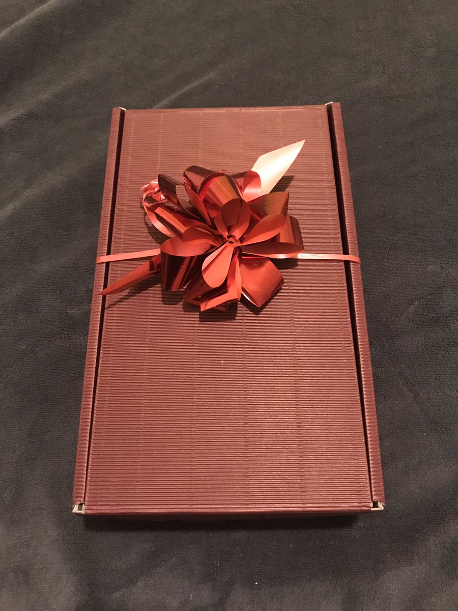 The perfect Valentines gift ❤️🥂 thank you @Baytreewine and <a href="/heath_run/">Heath Massive Run Club</a> 🥰