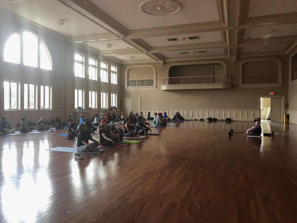 spaldingasot's tweet photo. Blue 2020 practicing some self-love this Valentine's Day in a yoga session for CAM day in OT 540 with Dr. Skuller and Dr. Story! https://t.co/tIRJB5xAsE